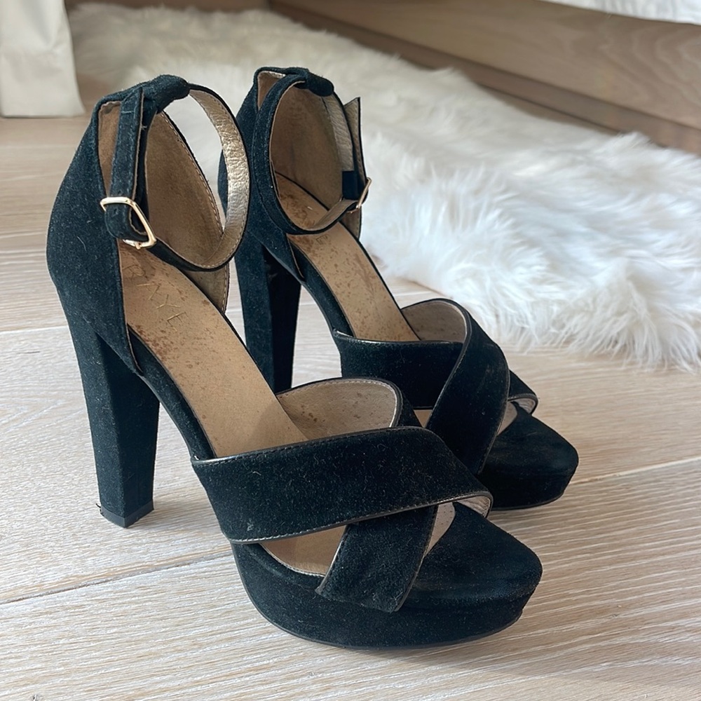 RAYE black heels
